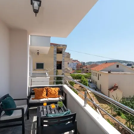 Apartment Mileni