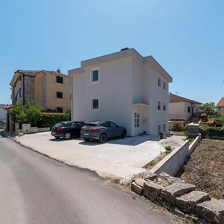 Mileni * トロギール